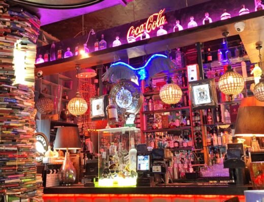 Bar Social